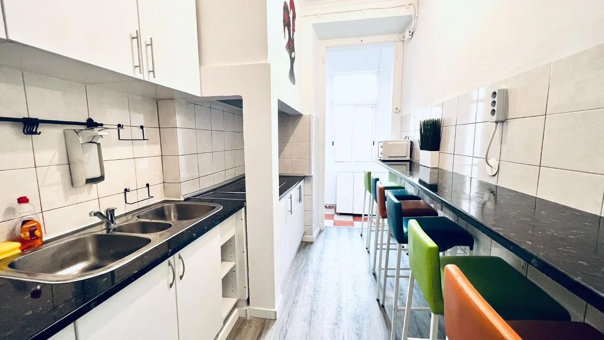 Central Lisbon Rooms, Top Best Location For Tourists