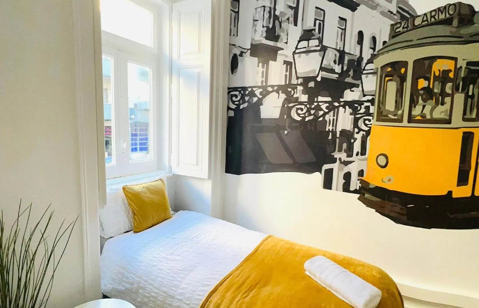 Central Lisbon Rooms, Top Best Location For Tourists