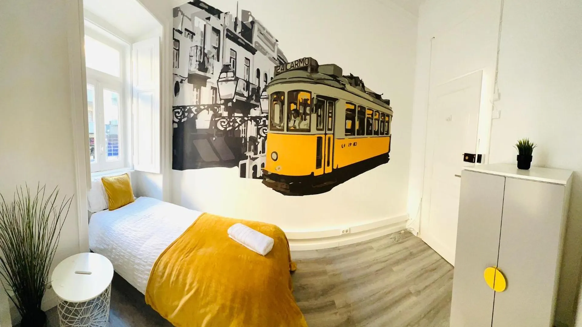 Central Lisbon Rooms, Top Best Location For Tourists